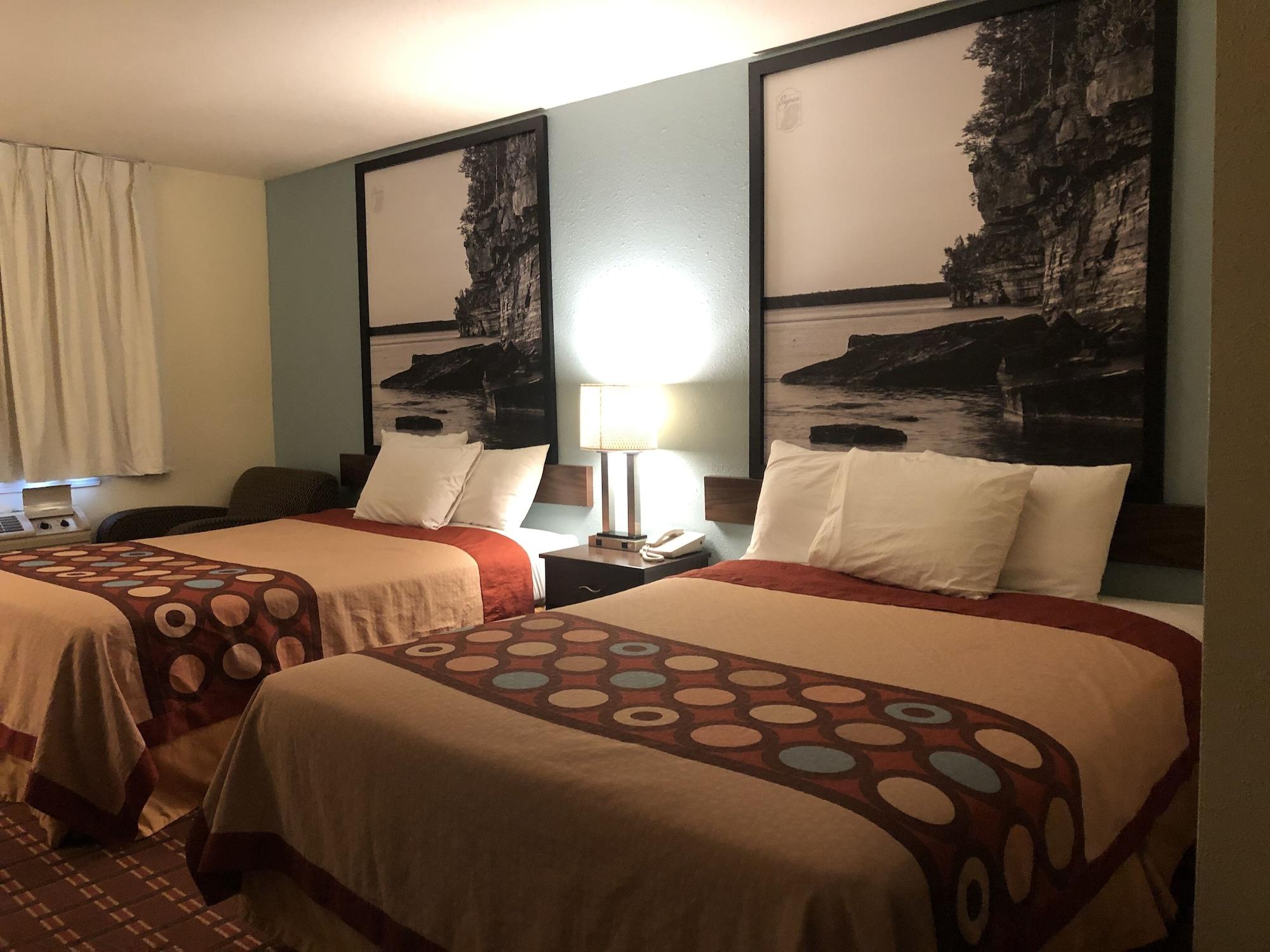 Super 8 By Wyndham Plover Stevens Point Area Экстерьер фото